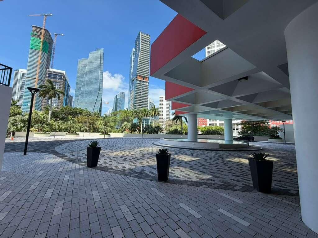 1581 Brickell Avenue #406, Miami, FL 33129 photo 2