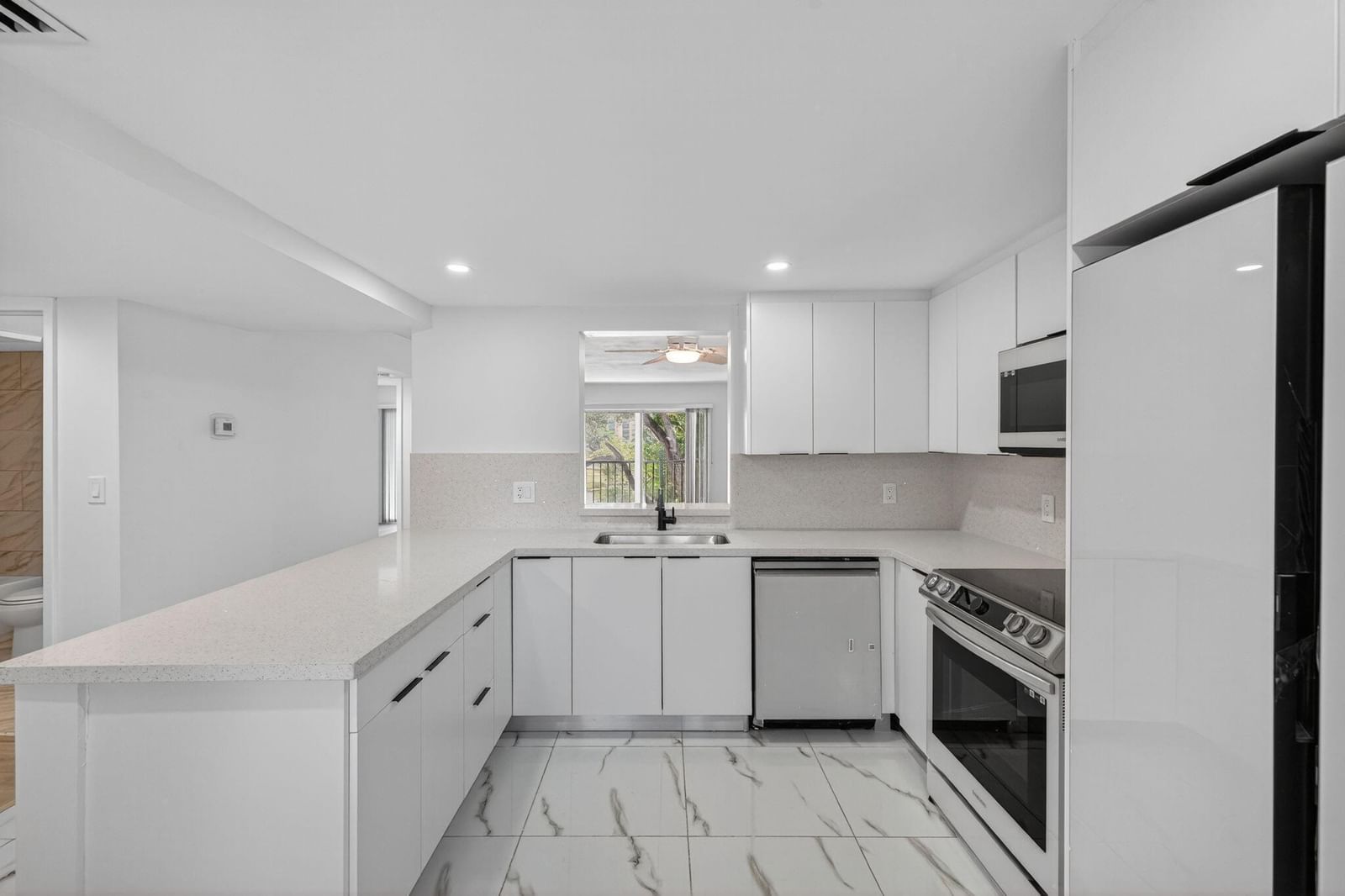 14375 Strathmore Lane #303, Delray Beach, FL 33446 photo 4
