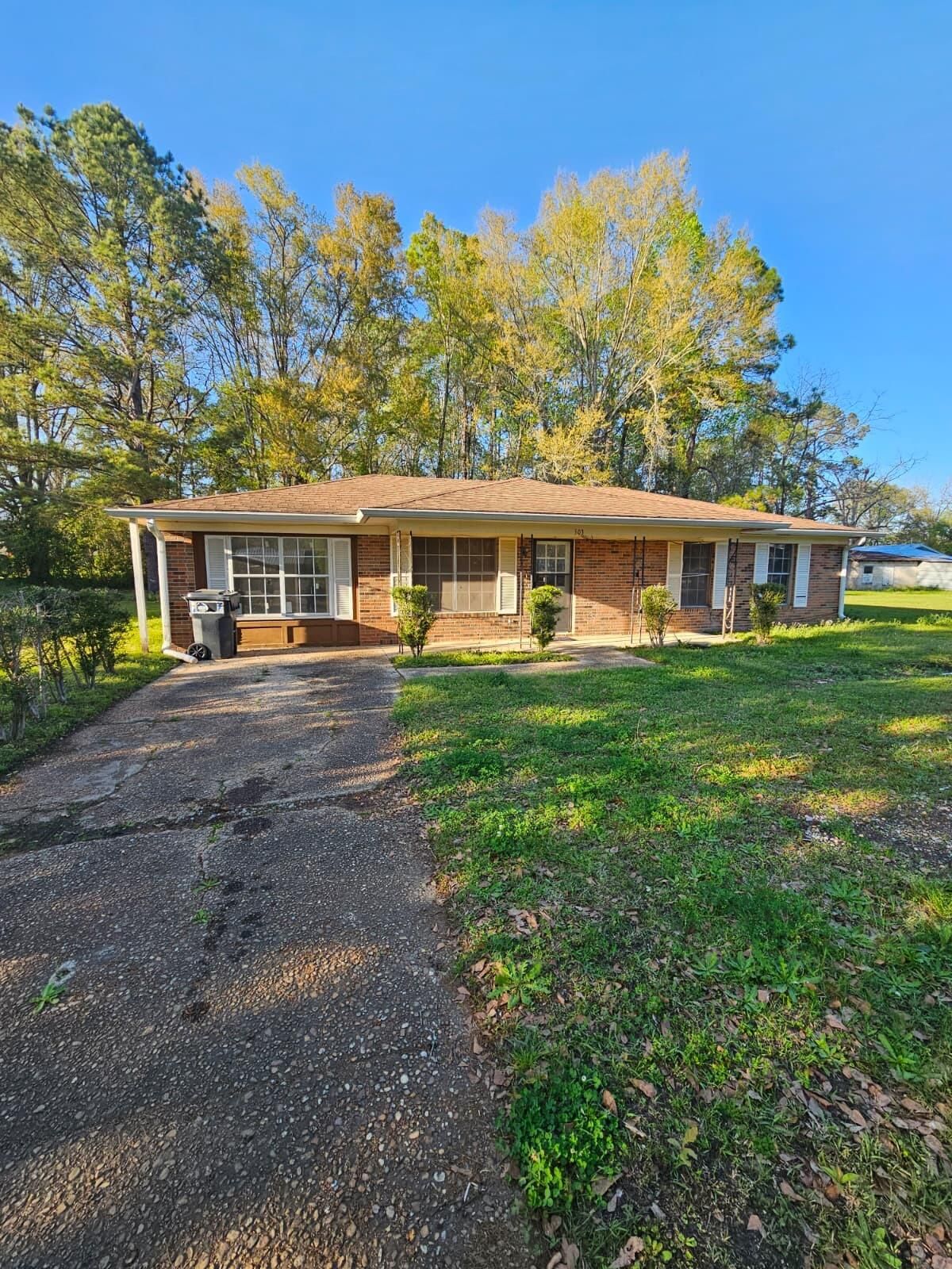 503 Martin Luther King Junior Avenue, Bonifay, FL 32425 photo 2