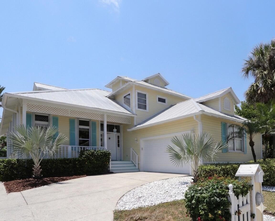 400 Seaside Lane, Juno Beach, FL 33408 photo 2