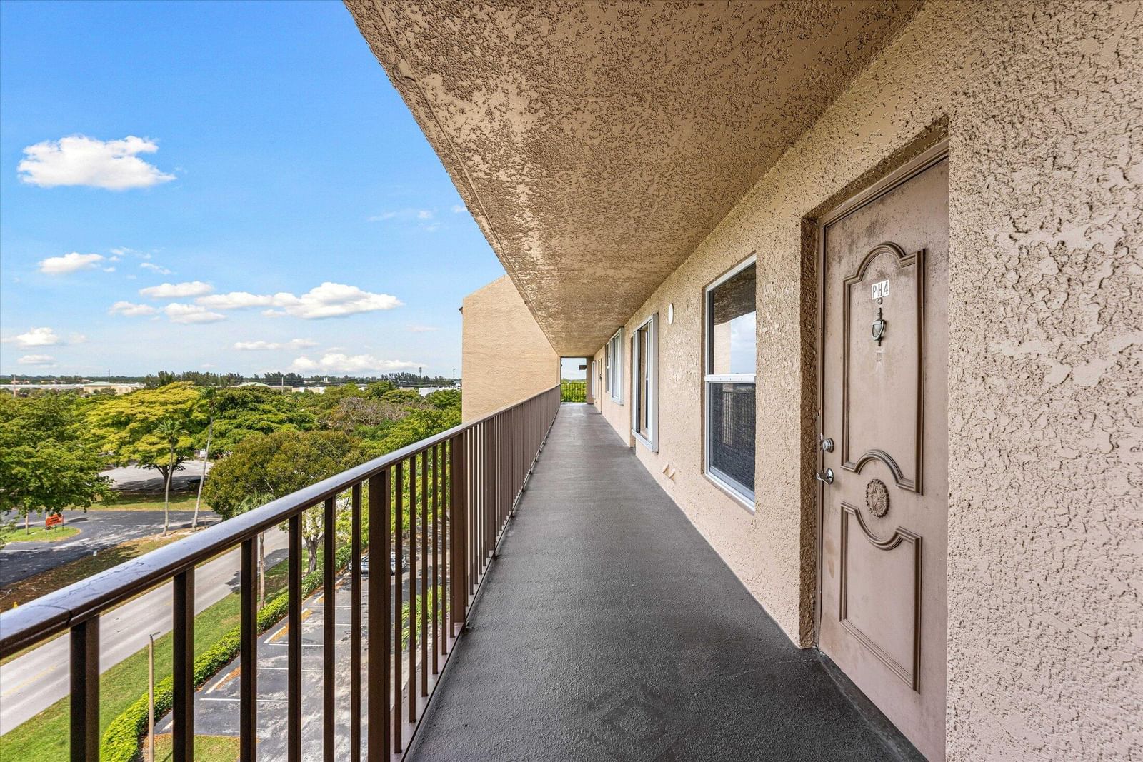4570 NW 18th Avenue #704, Deerfield Beach, FL 33064 photo 2