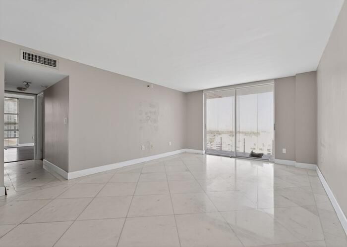 6061 Collins Avenue #23a, Miami Beach, FL 33140 photo 4