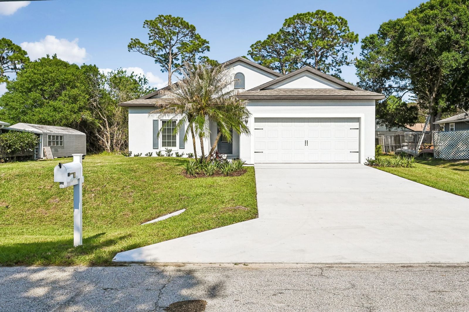 5204 Palm Drive, Fort Pierce, FL 34982 photo 4