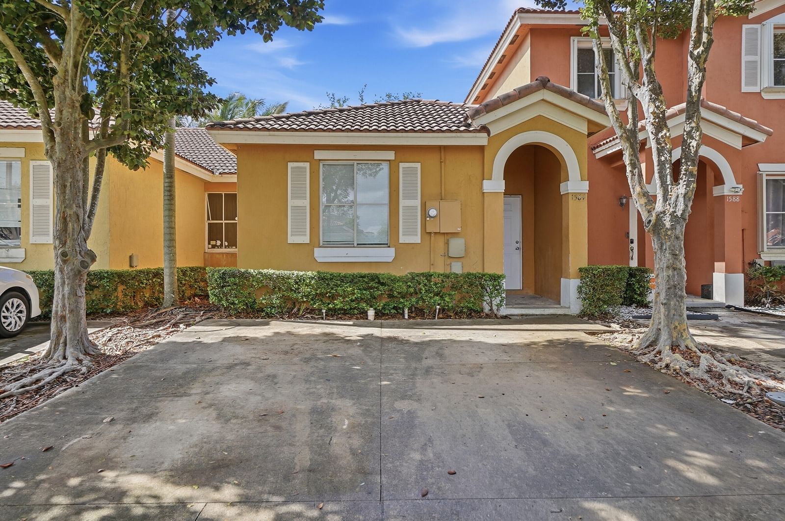 1584 SW 2nd Street, Homestead, FL 33030 photo 2