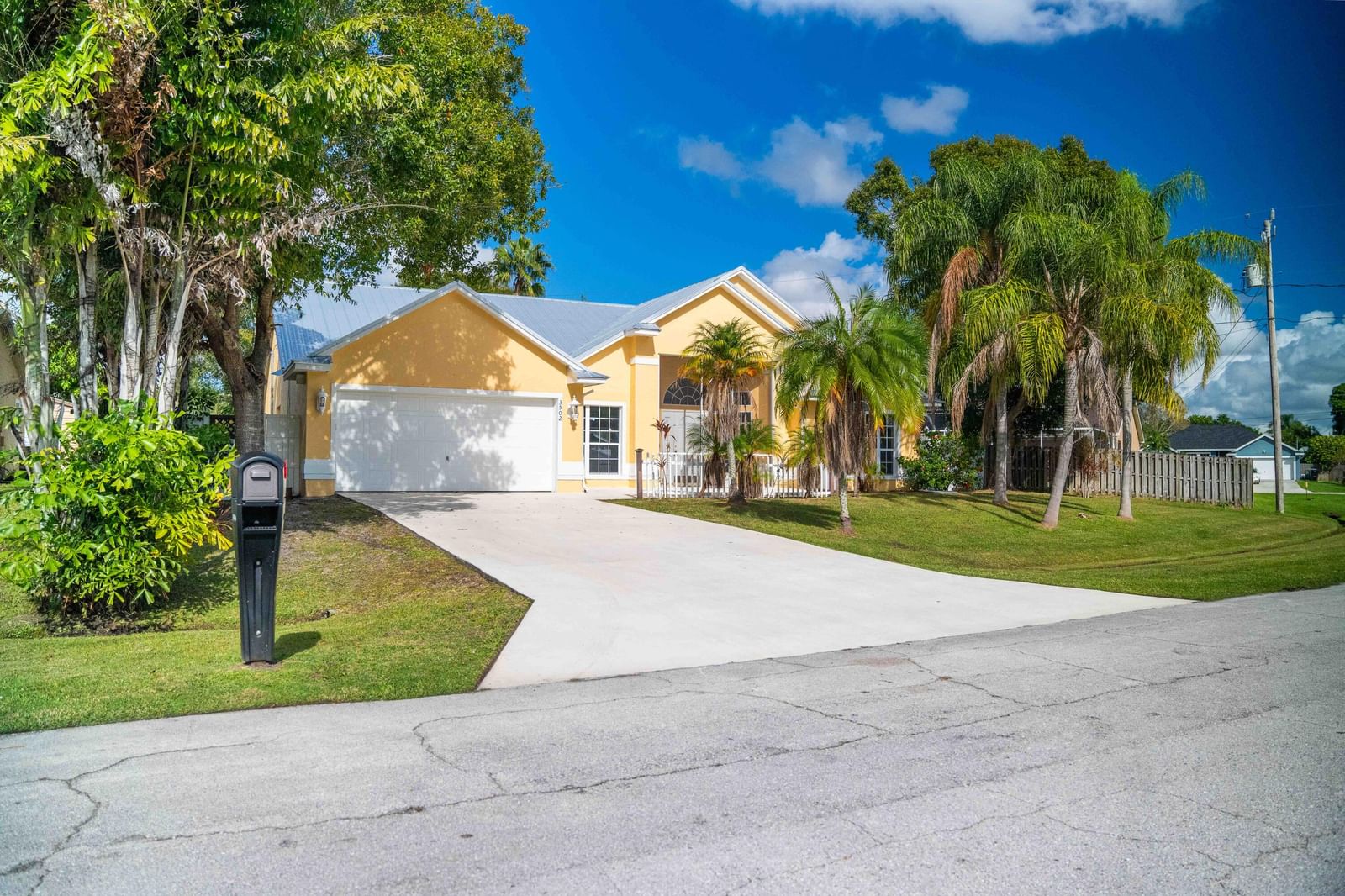 3502 SE Hyde Circle, Port St Lucie, FL 34984 photo 3