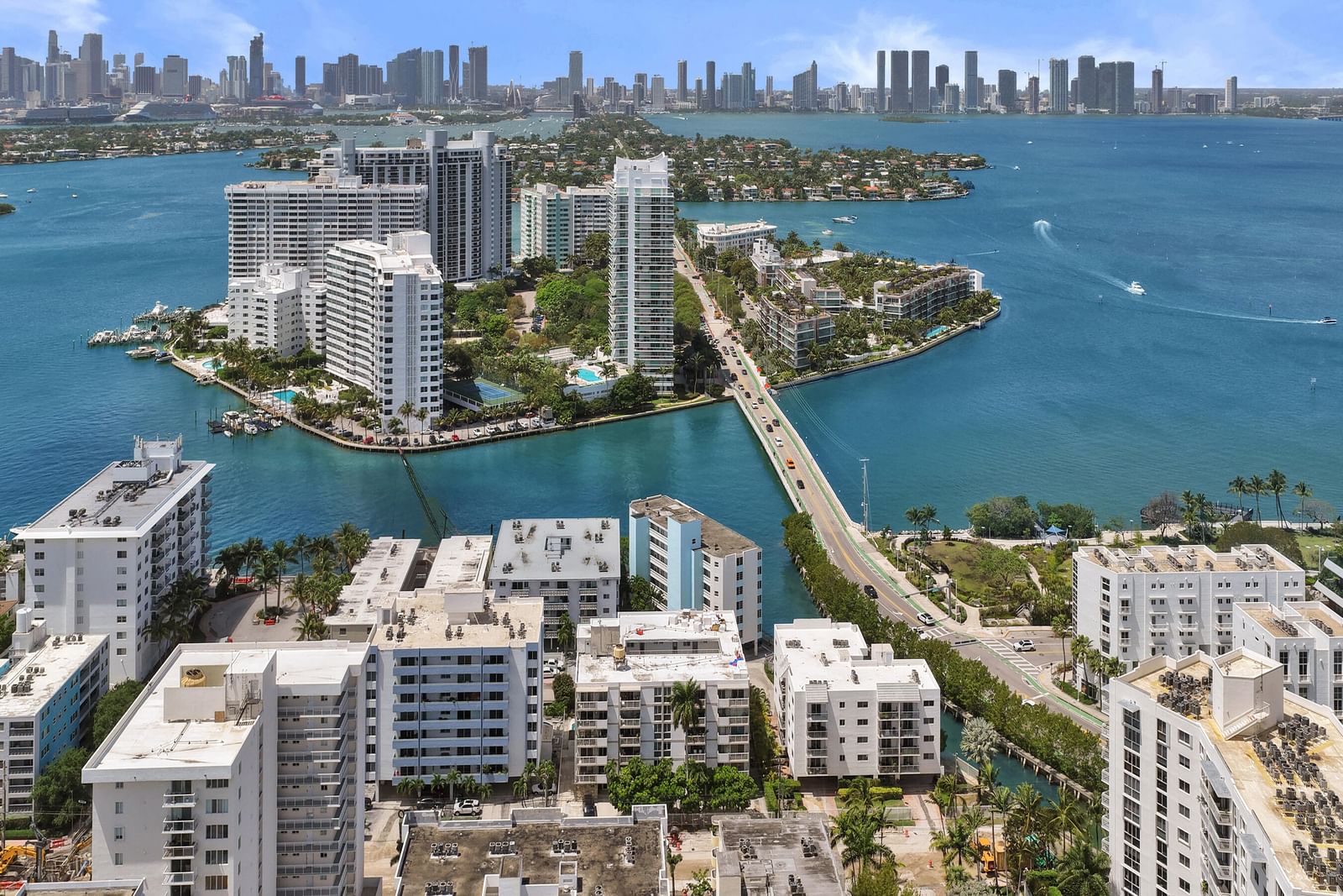 1670 Lincoln Court #3b, Miami Beach, FL 33139 photo 2