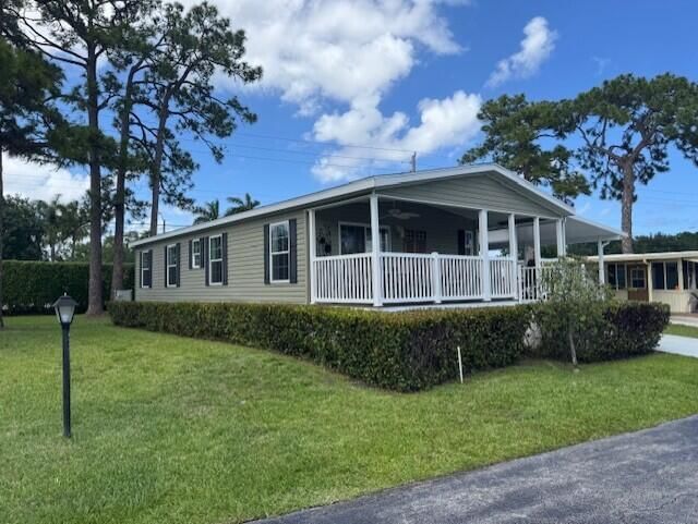 4209 Royal Manor Boulevard #136, Boynton Beach, FL 33436 photo 4