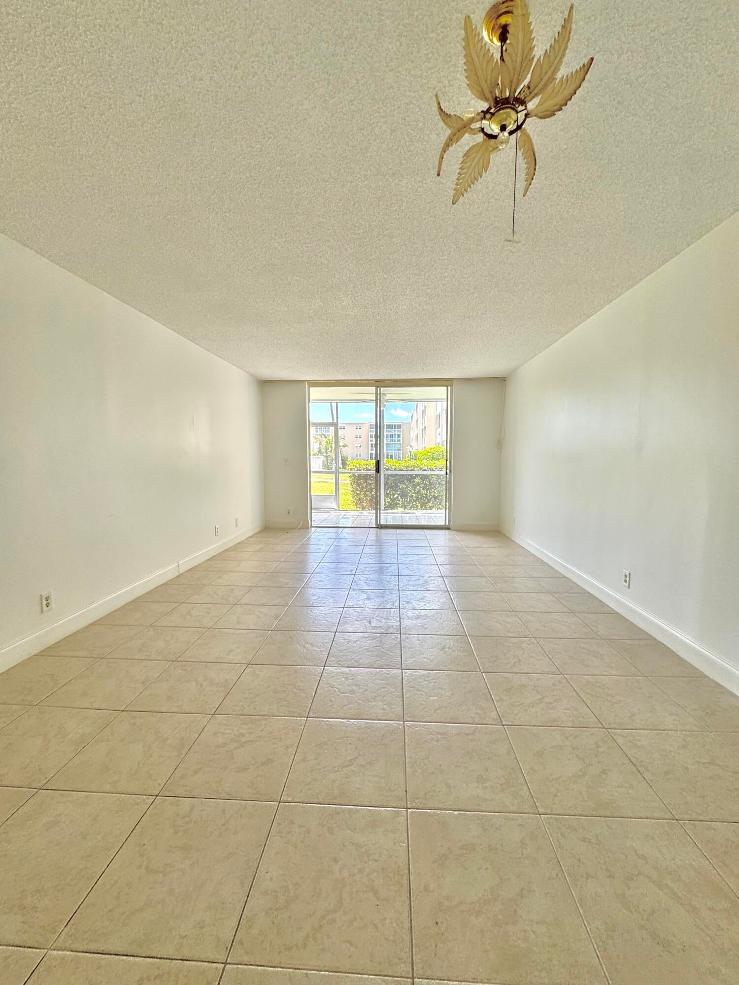202 SE 10th Street #105, Dania Beach, FL 33004 photo 3