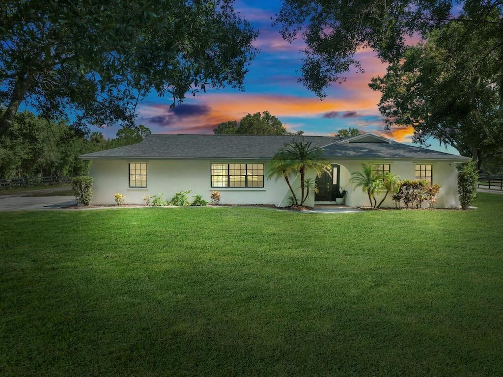 8530 8th Street, Vero Beach, FL 32968 photo 4