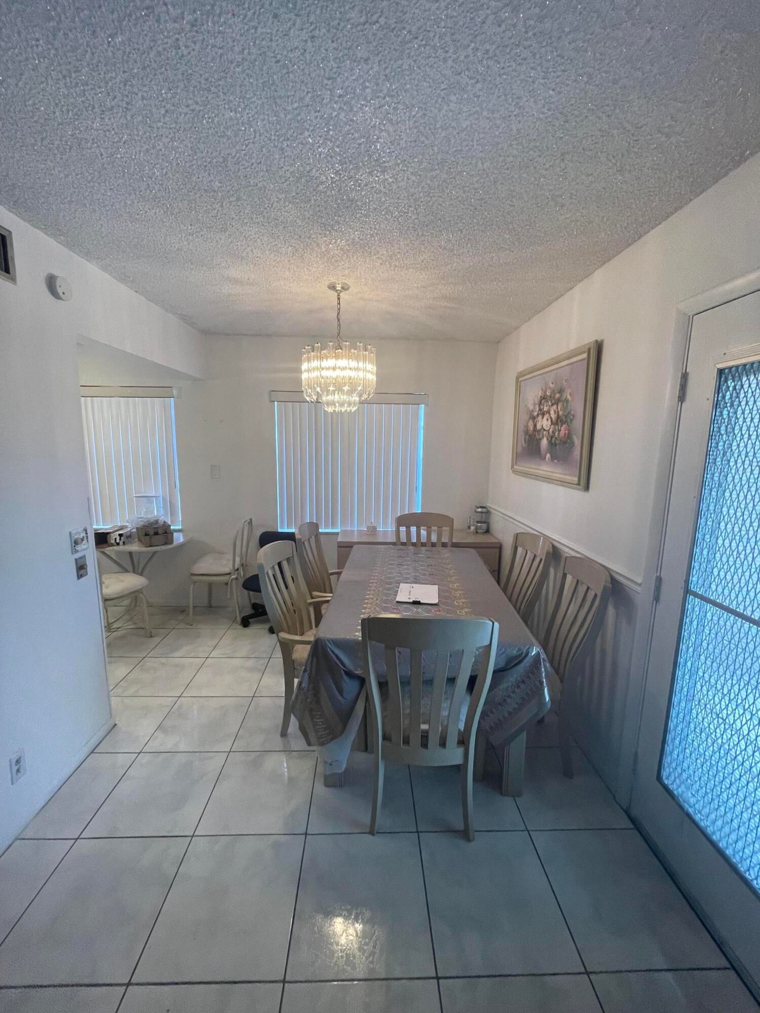 186 Flanders D #186, Delray Beach, FL 33484 photo 2