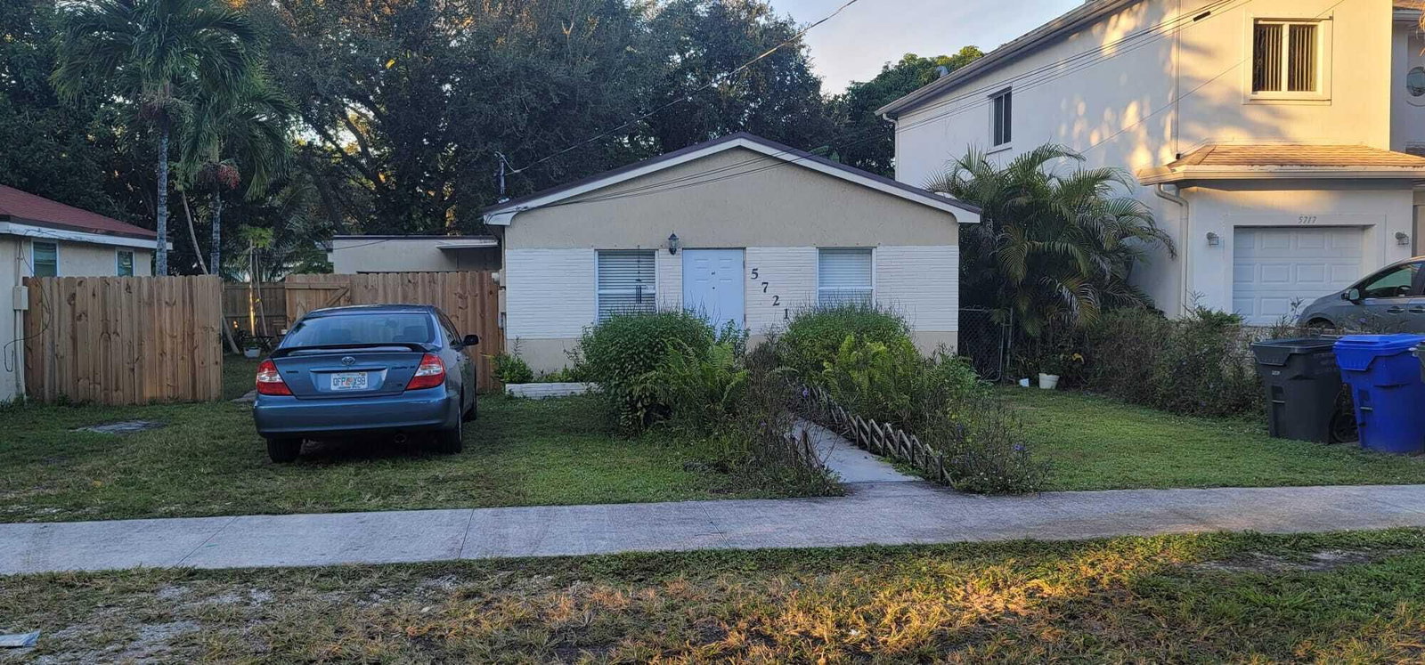 5721 Fillmore Street, Hollywood, FL 33021 photo 4