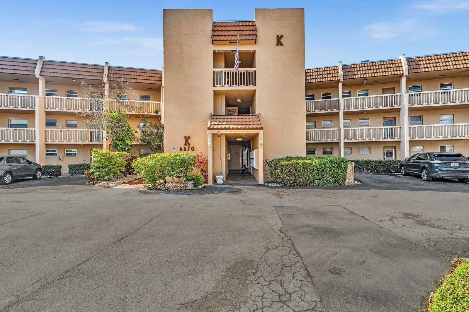 6670 Royal Palm Boulevard #110, Margate, FL 33063 photo 2