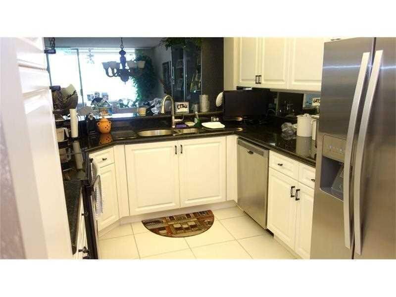 7486 N Devon Drive #109, Tamarac, FL 33321 photo 2