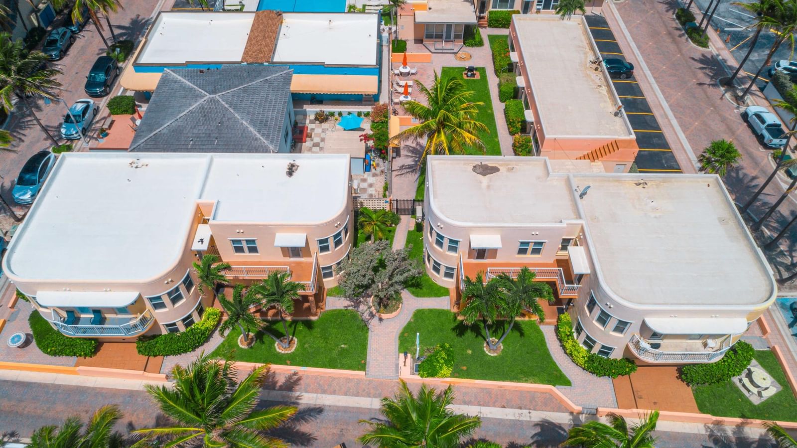 311 Connecticut Street #4, Hollywood, FL 33019 photo 2