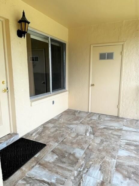 441 Pine Glen Lane #D-2, Greenacres, FL 33463 photo 3
