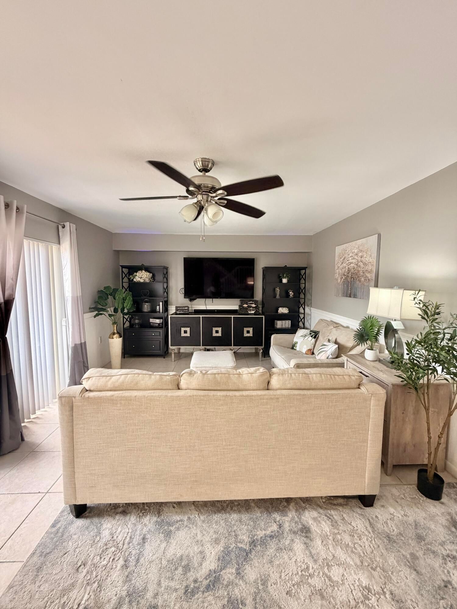 812 8th Way, West Palm Beach, FL 33407 photo 5