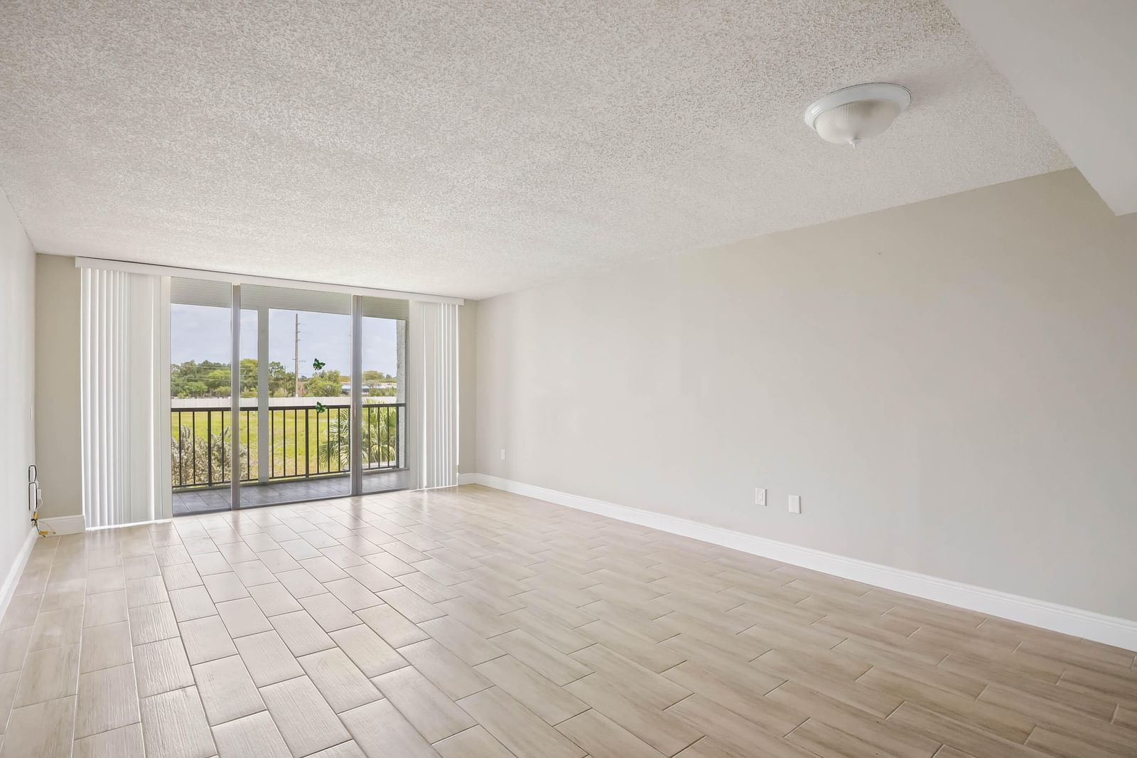 4254 Deste Court #208, Lake Worth, FL 33467 photo 2