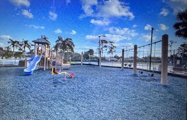 503 Landings Boulevard, Greenacres, FL 33413 photo 5