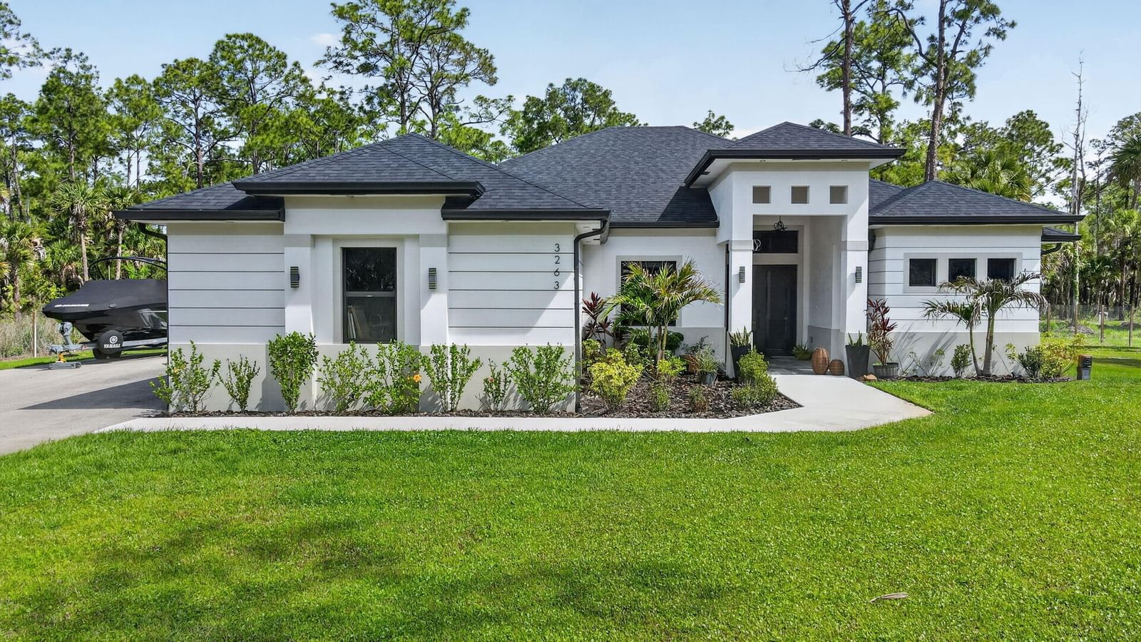 3263 SE 40th Ave Avenue SE, Naples, FL 34117 photo 2