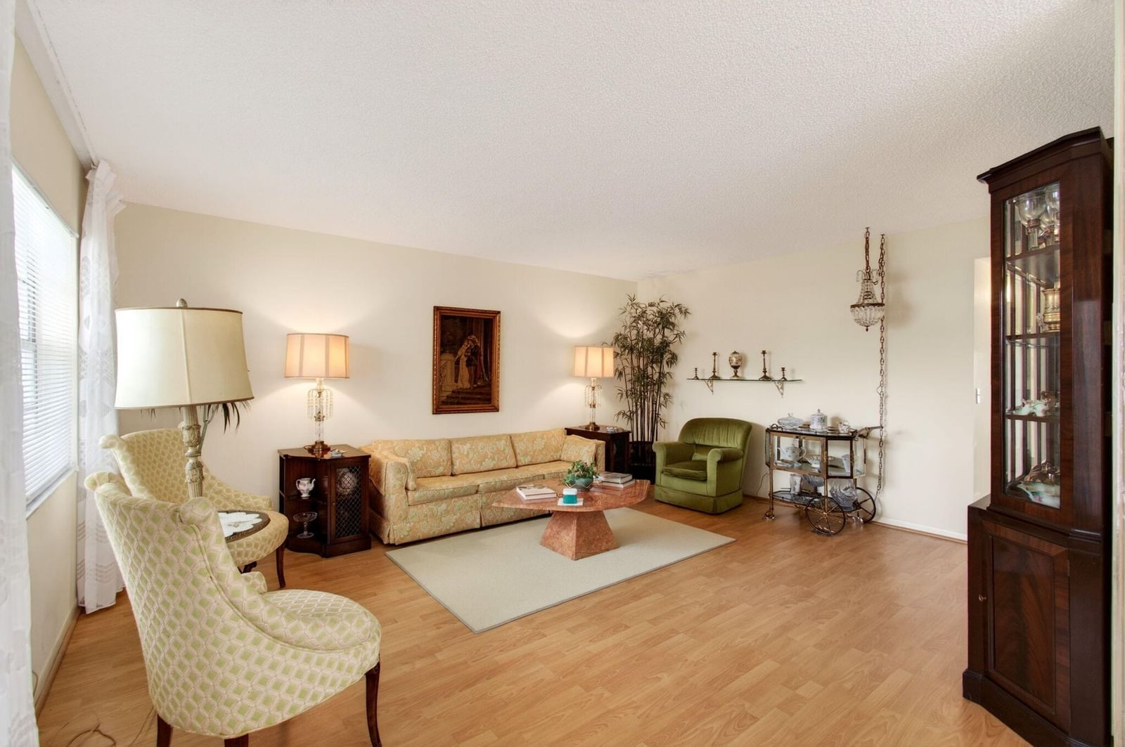 349 Capri Dr #H, Delray Beach, FL 33484 photo 2