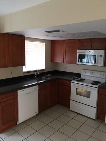 5323 NW 27th Street #B4, Lauderhill, FL 33313 photo 2