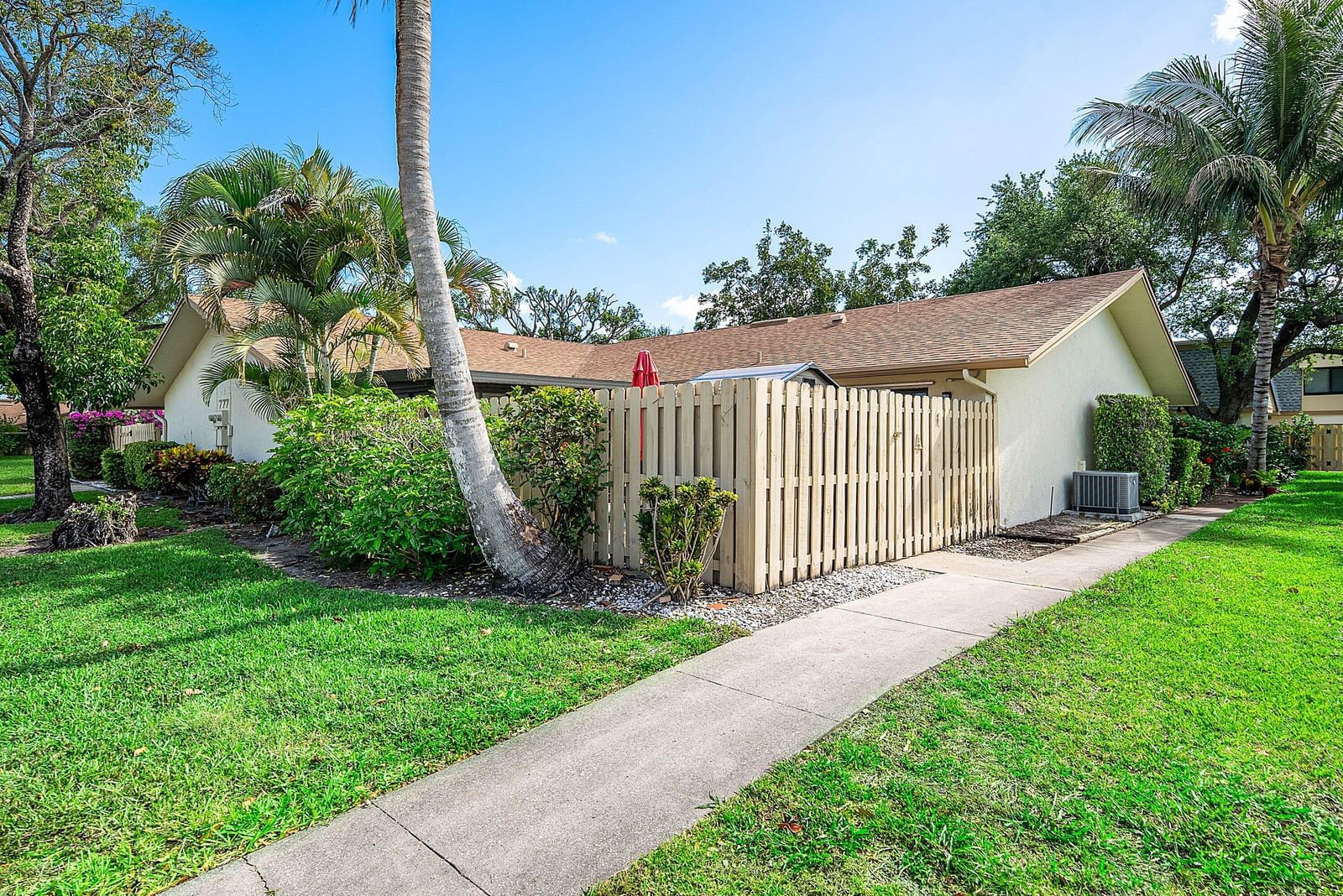 777 NW 29th Avenue #A, Delray Beach, FL 33445 photo 2