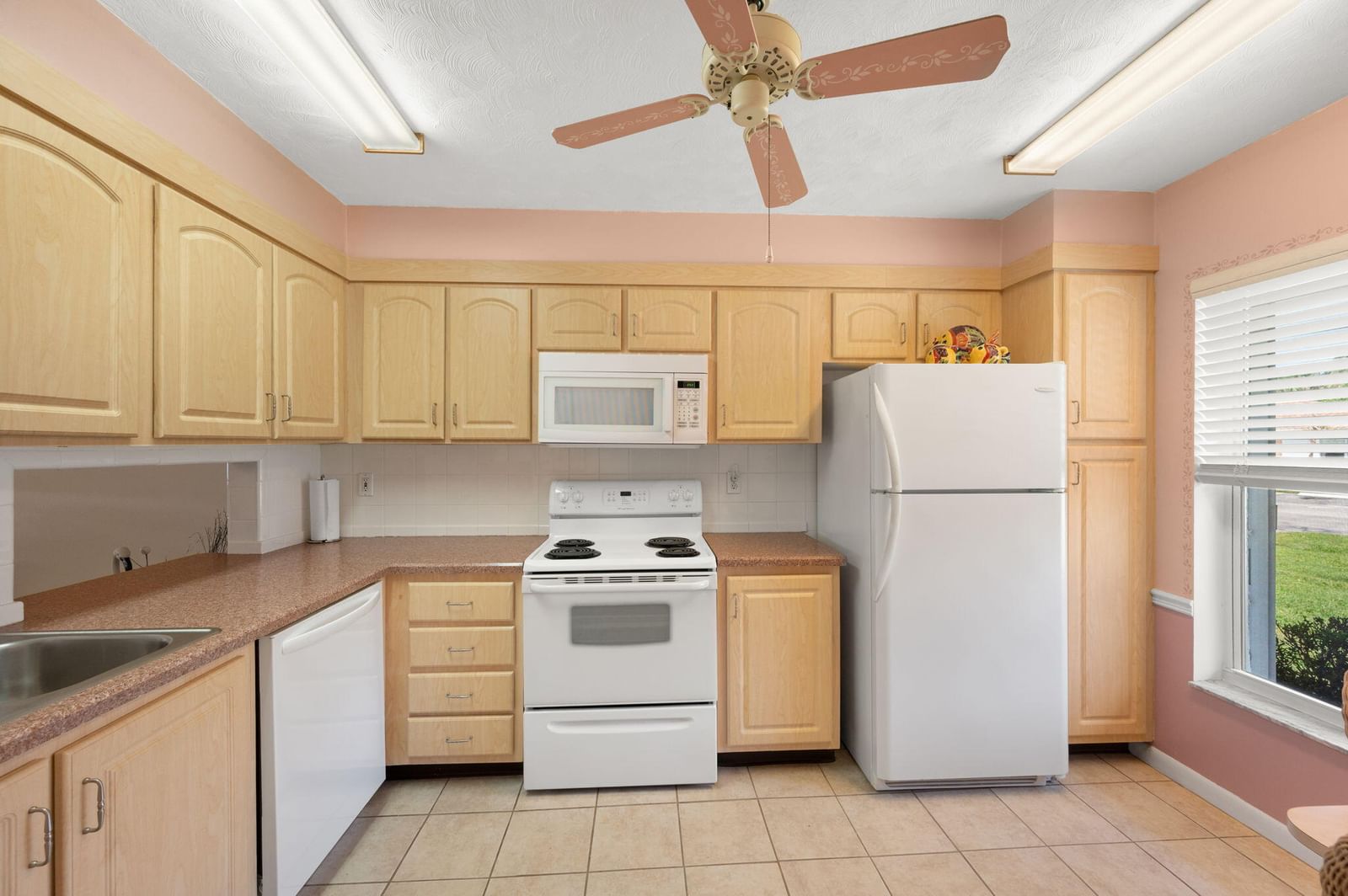 945 Savannas Point Drive #B, Fort Pierce, FL 34982 photo 5