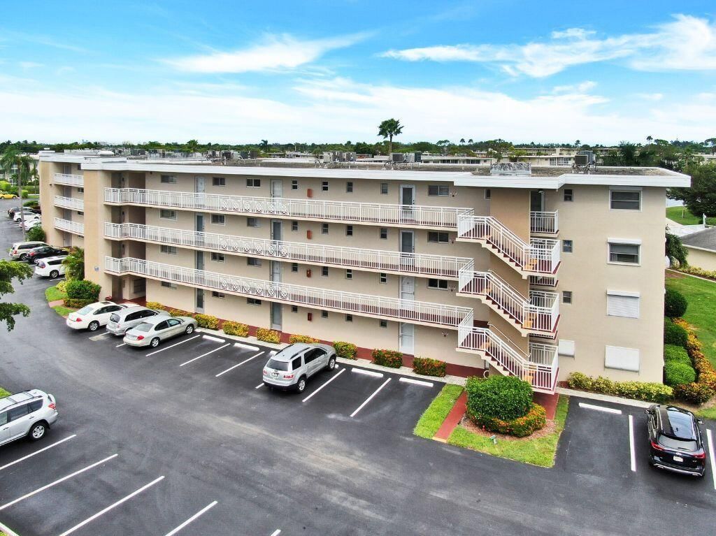 Address available by request, Lake Worth, FL 33461