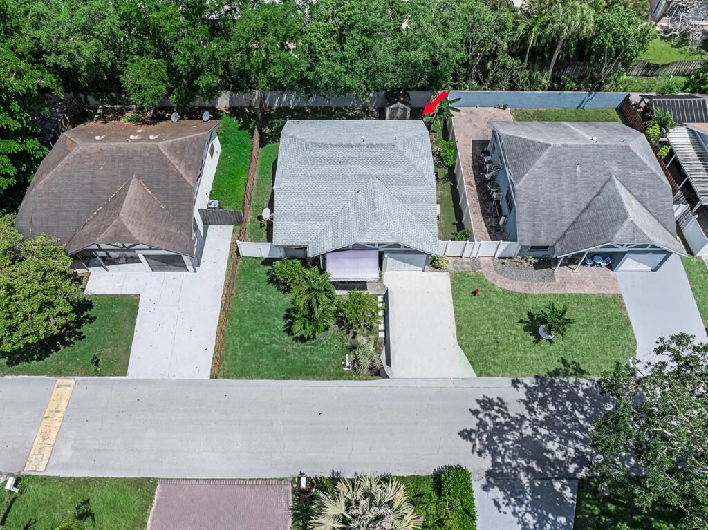 23428 Country Club Drive E, Boca Raton, FL 33428 photo 2