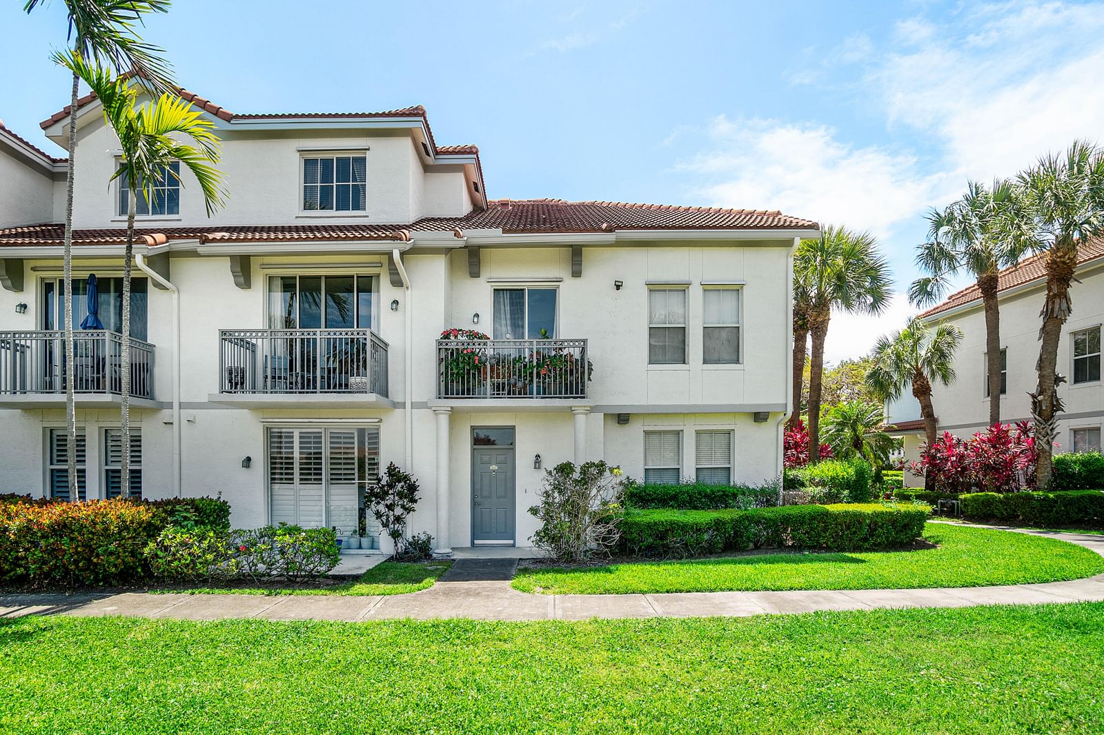 2052 Alta Meadows Lane #Apt 2212, Delray Beach, FL 33444 photo 2