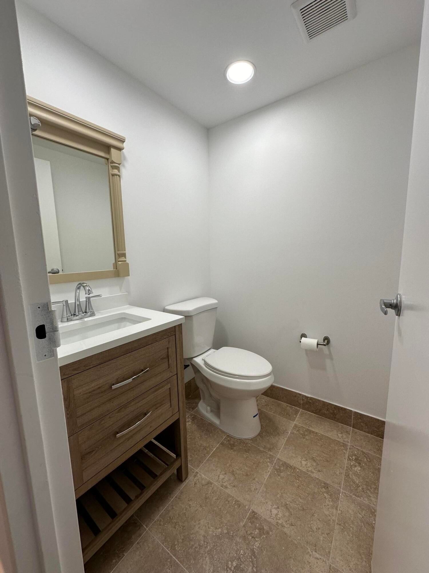 50 Monaco Ct #B, Delray Beach, FL 33446 photo 5