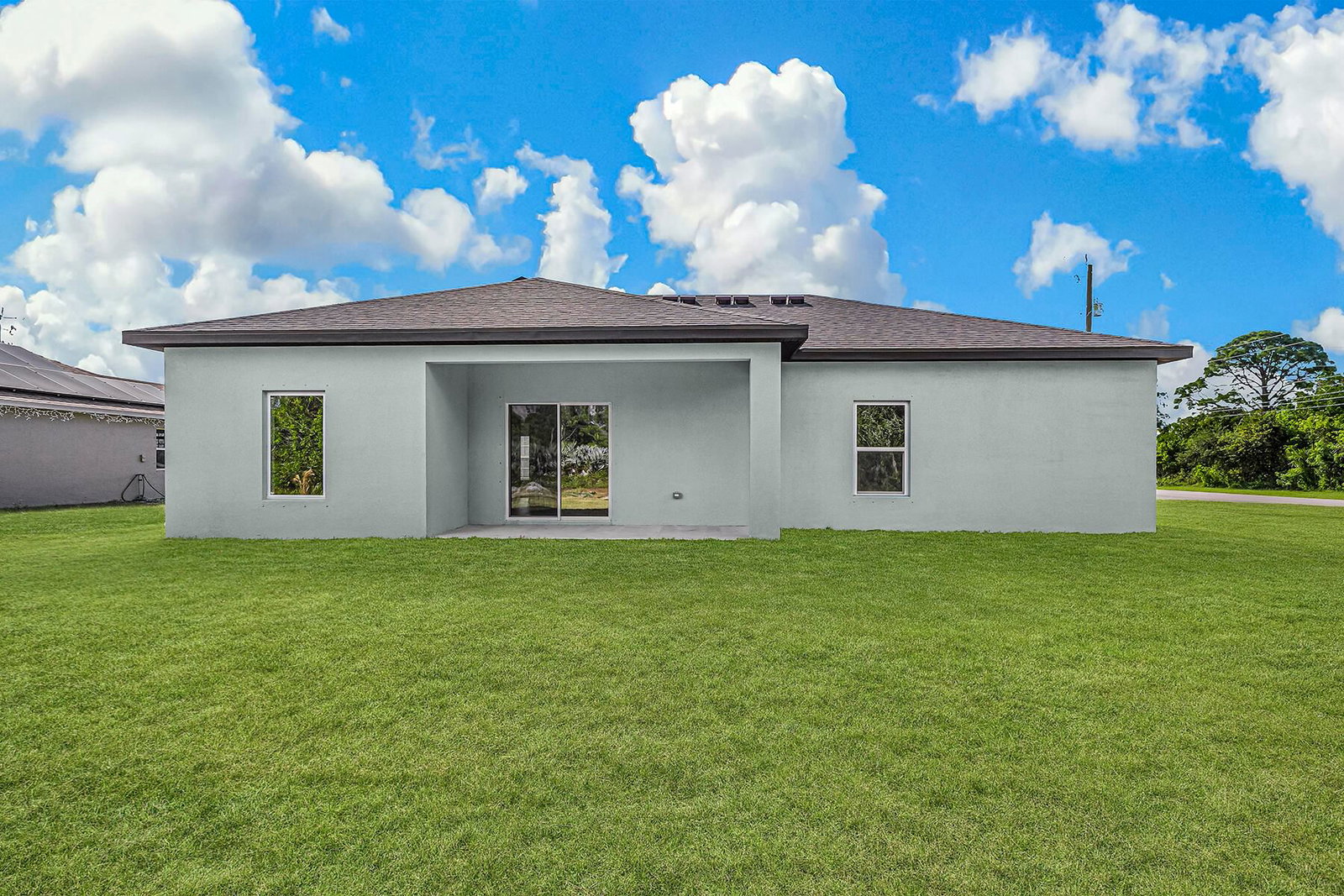 7945 105th Court, Vero Beach, FL 32967 photo 3
