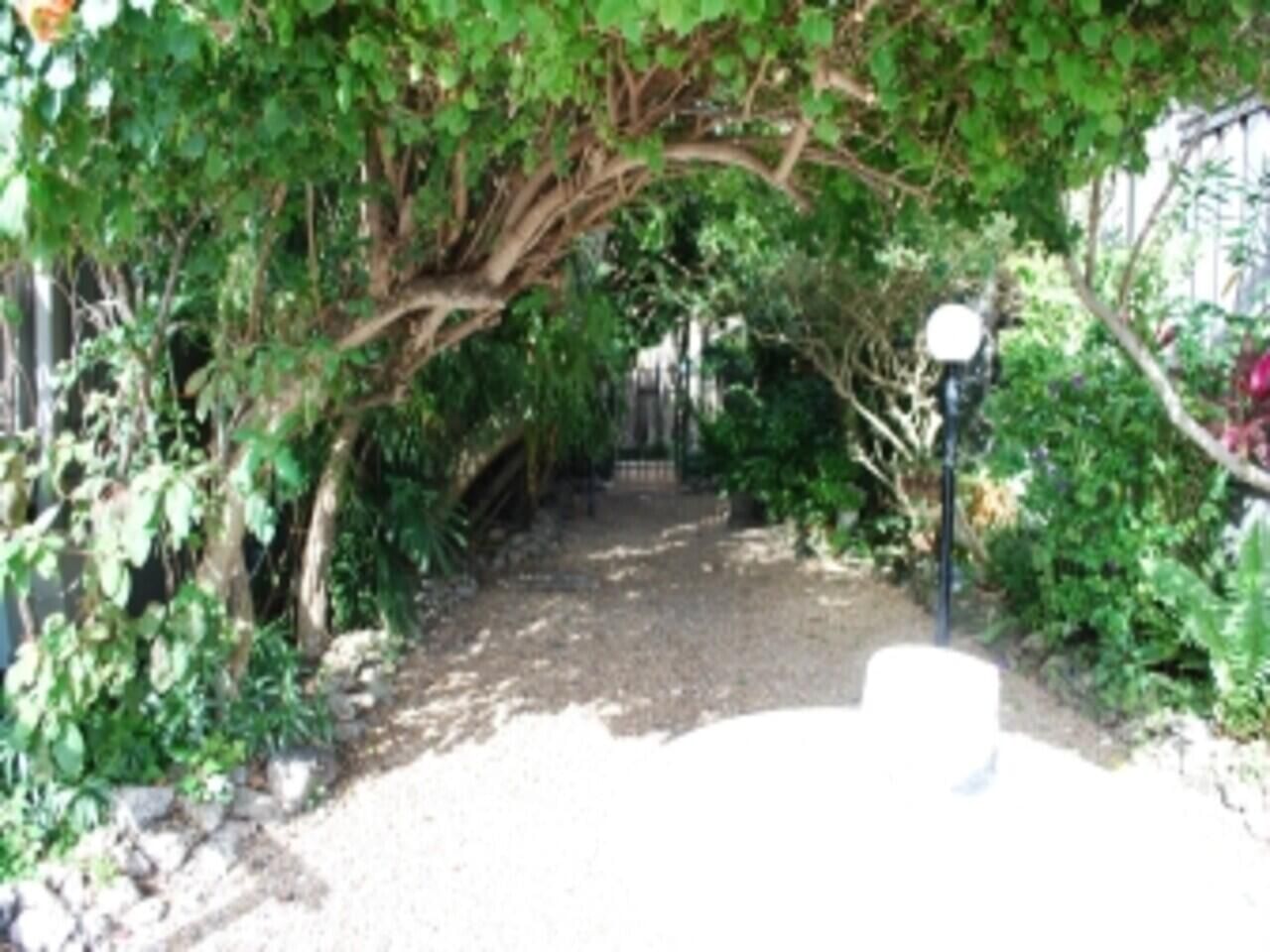 1000 NW N River Drive #16, Miami, FL 33136 photo 2