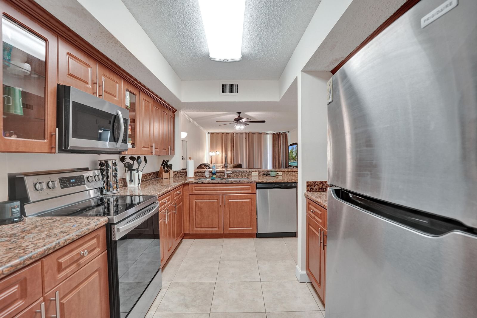 8266 NW 24th Street, Coral Springs, FL 33065 photo 2