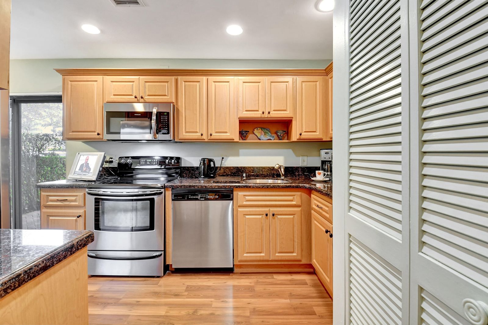 15 Stratford Drive #A, Boynton Beach, FL 33436 photo 4