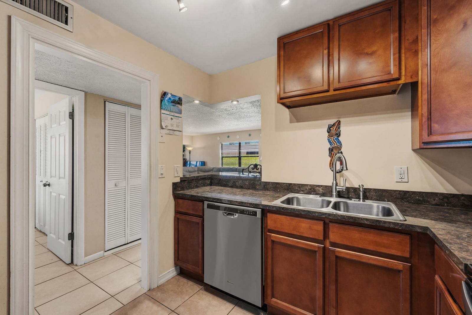 2050 Oleander Boulevard #1-106, Fort Pierce, FL 34950 photo 4