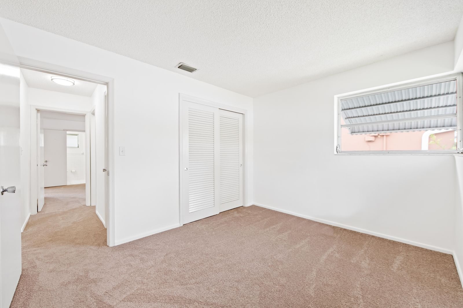 4524 NW 43rd Avenue, Tamarac, FL 33319 photo 5