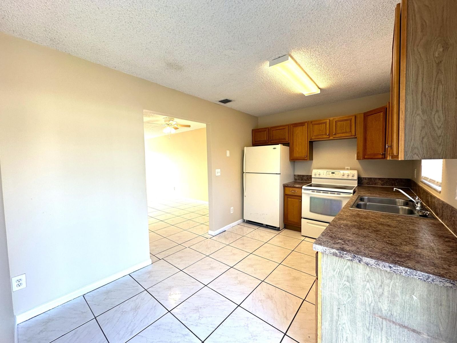 3365 SE Garden Street #3365, Stuart, FL 34997 photo 4