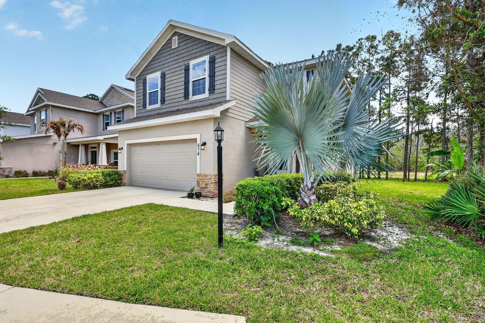 674 NE Turtleback Trail, Port St Lucie, FL 34983 photo 2