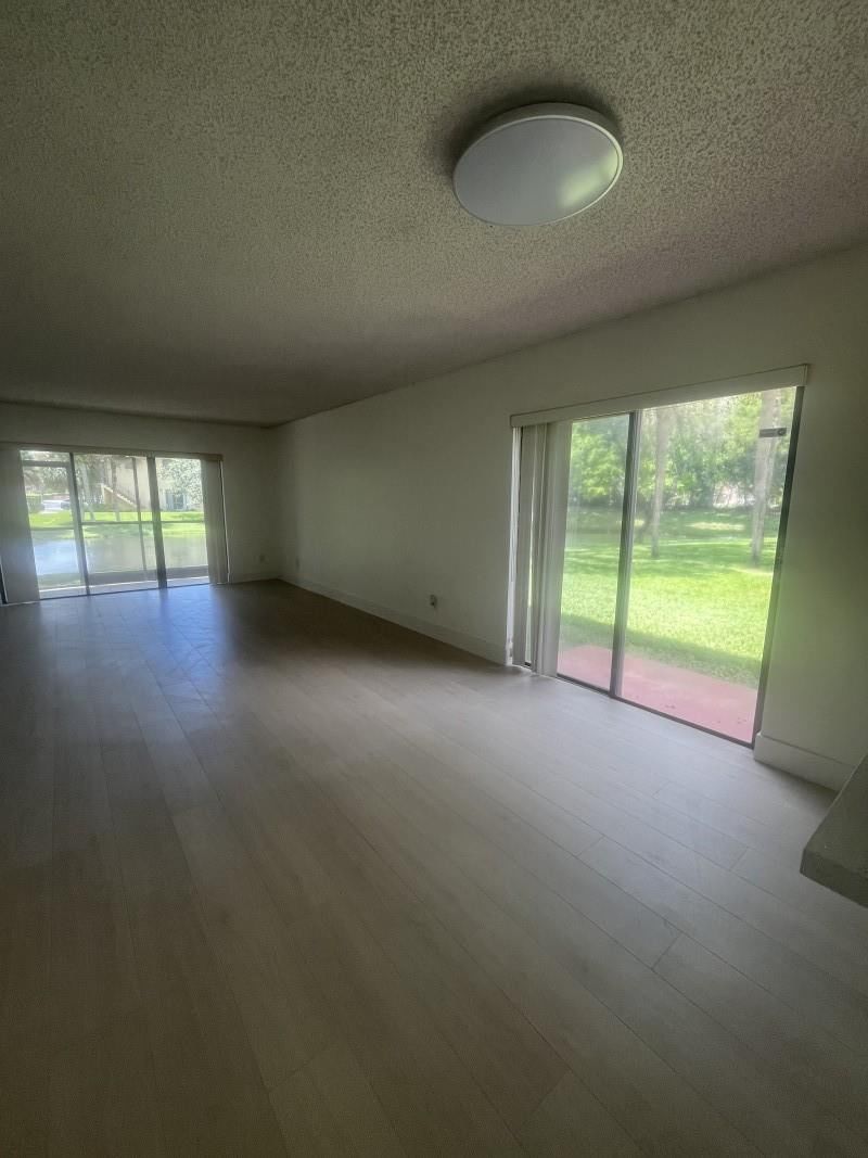 235 Lakeview Drive #104, Weston, FL 33326 photo 2