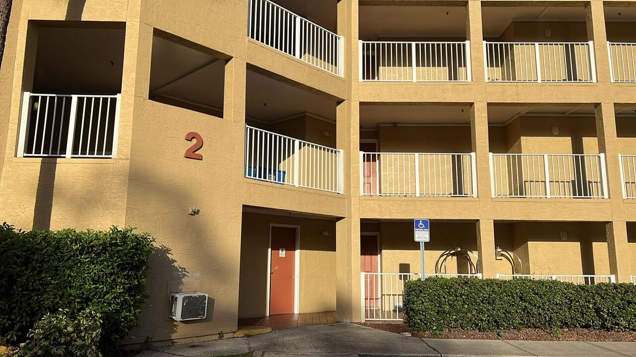 6337 Parc Corniche Dr Drive #2111, Orlando, FL 32821 photo 2