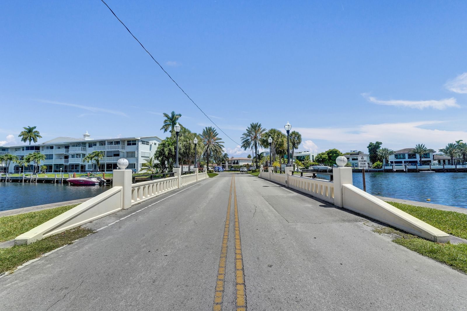 455 Paradise Isle Boulevard #305, Hallandale Beach, FL 33009 photo 3