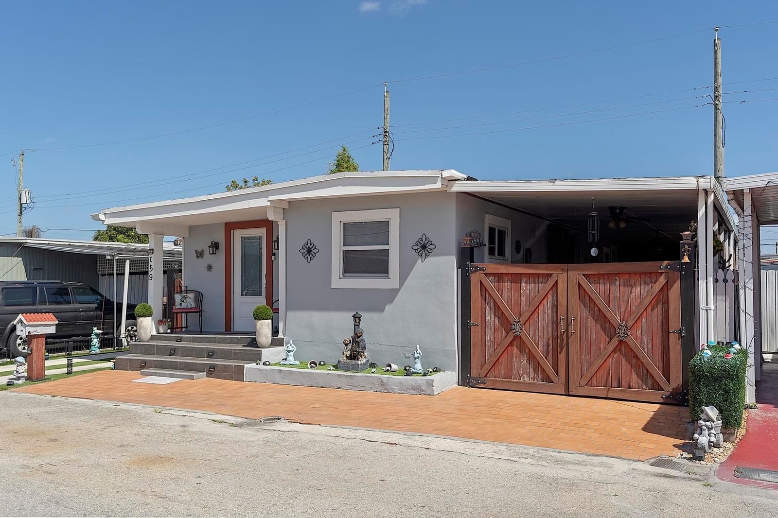 3205 W 16th Avenue, Hialeah, FL 33012 photo 3