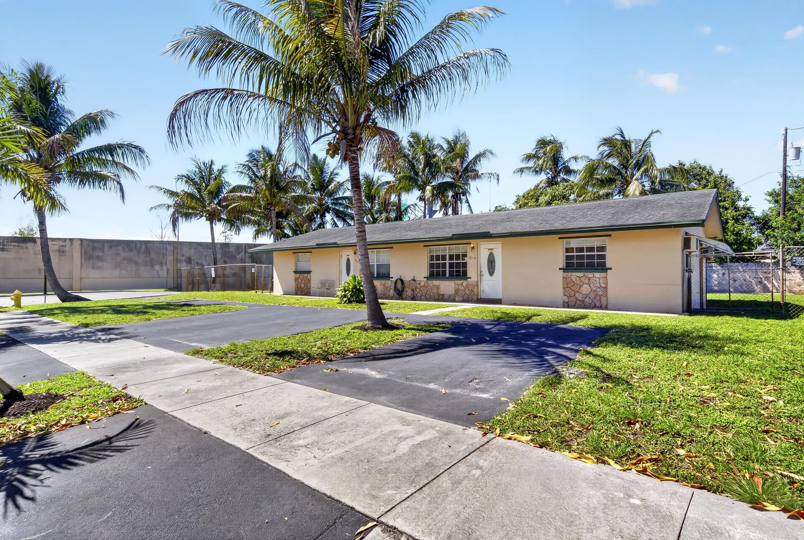121 NW 56th Court #1-2, Oakland Park, FL 33309 photo 2