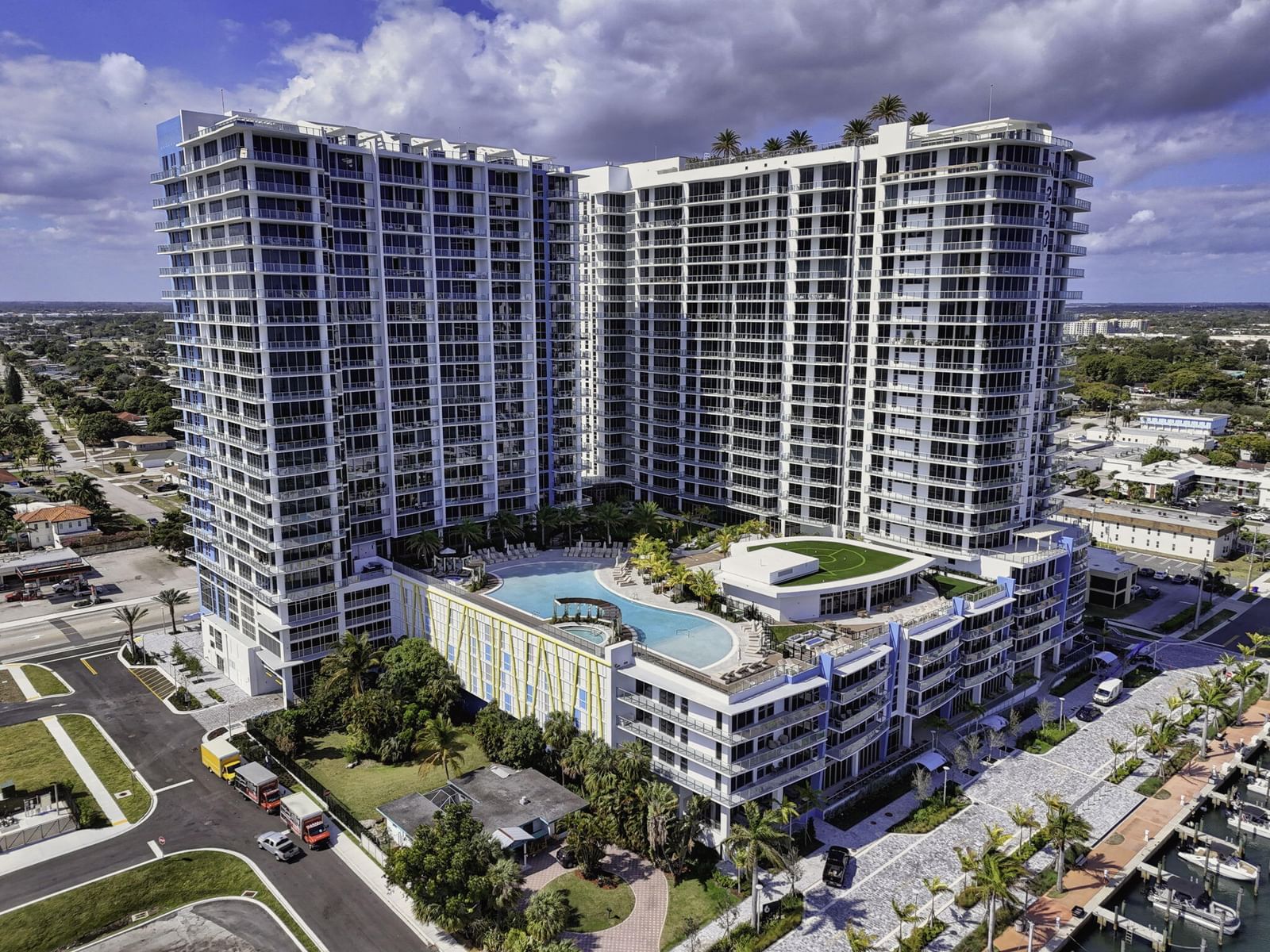 220 Lake Shore Drive #609, Lake Park, FL 33403 photo 4