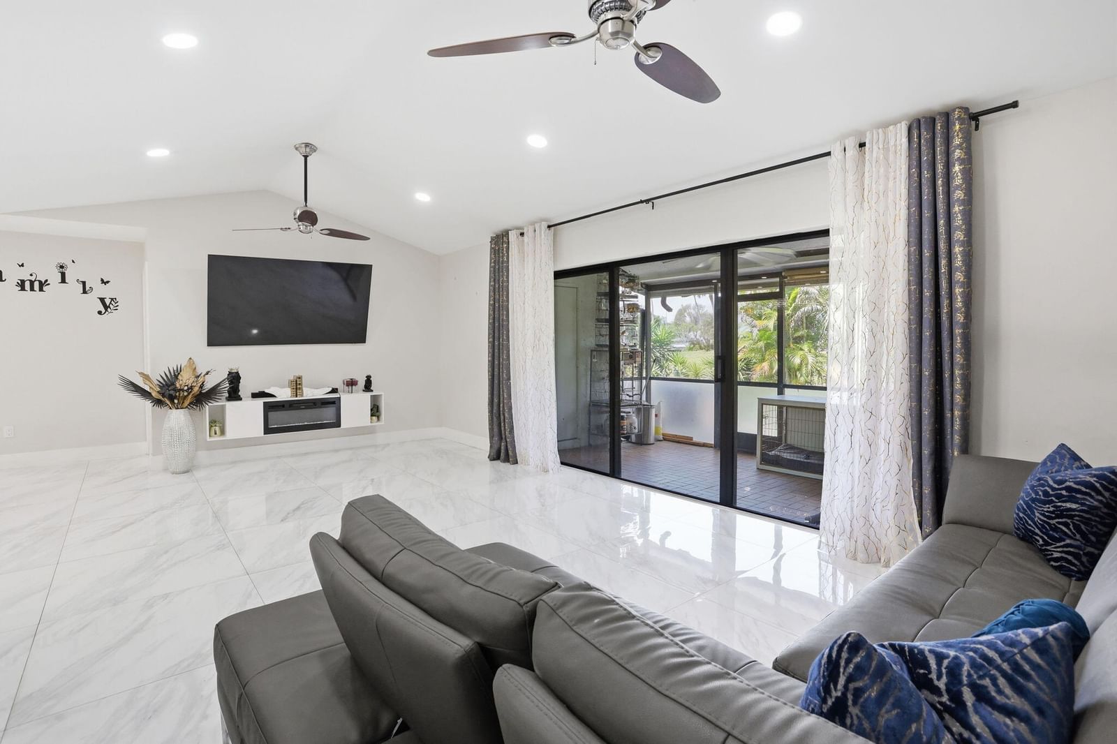 23451 SW 55th Avenue #B, Boca Raton, FL 33433 photo 4