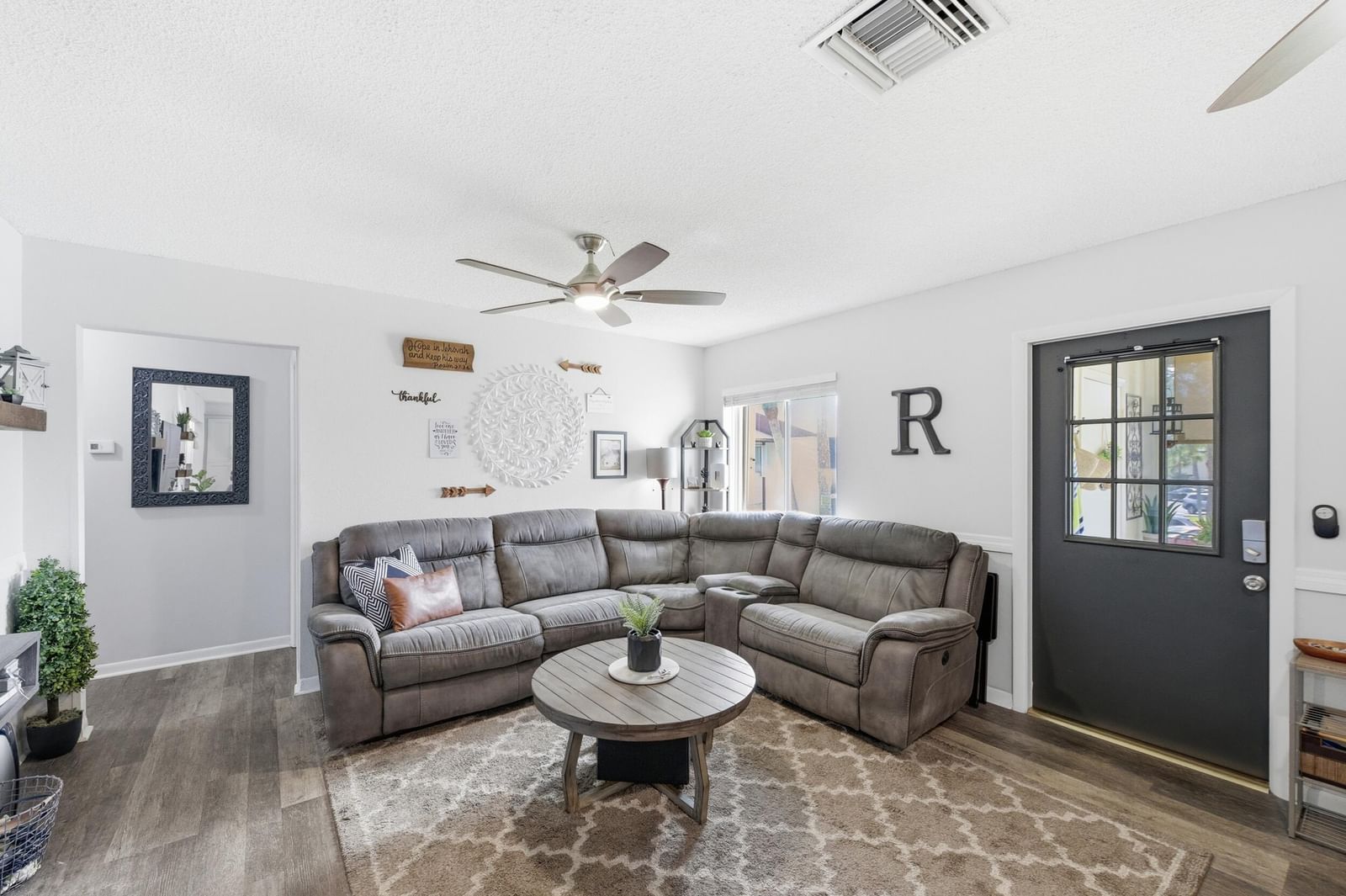 5883 La Paseos Drive #D-2, Greenacres, FL 33463 photo 4