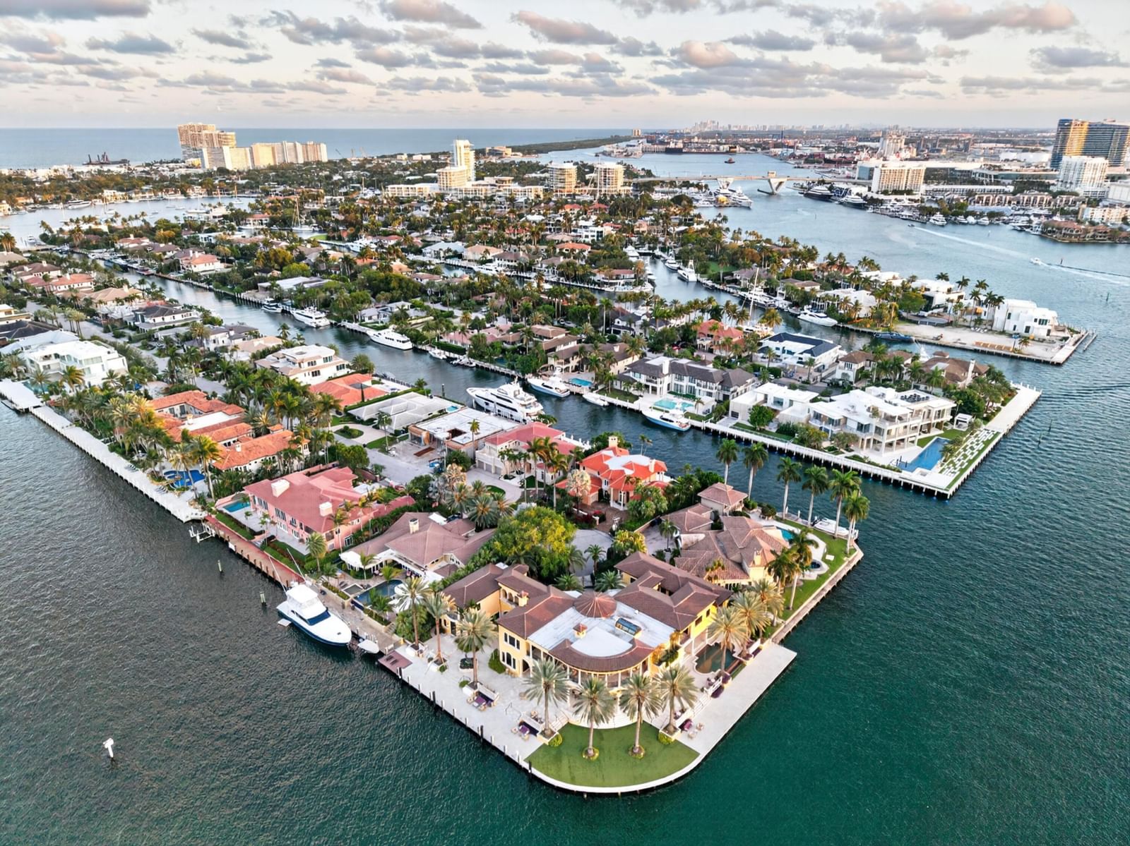 1 Isla Bahia Drive, Fort Lauderdale, FL 33316 photo 3