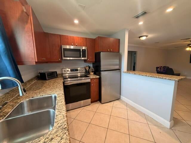 1983 Juno Road, North Palm Beach, FL 33408 photo 2