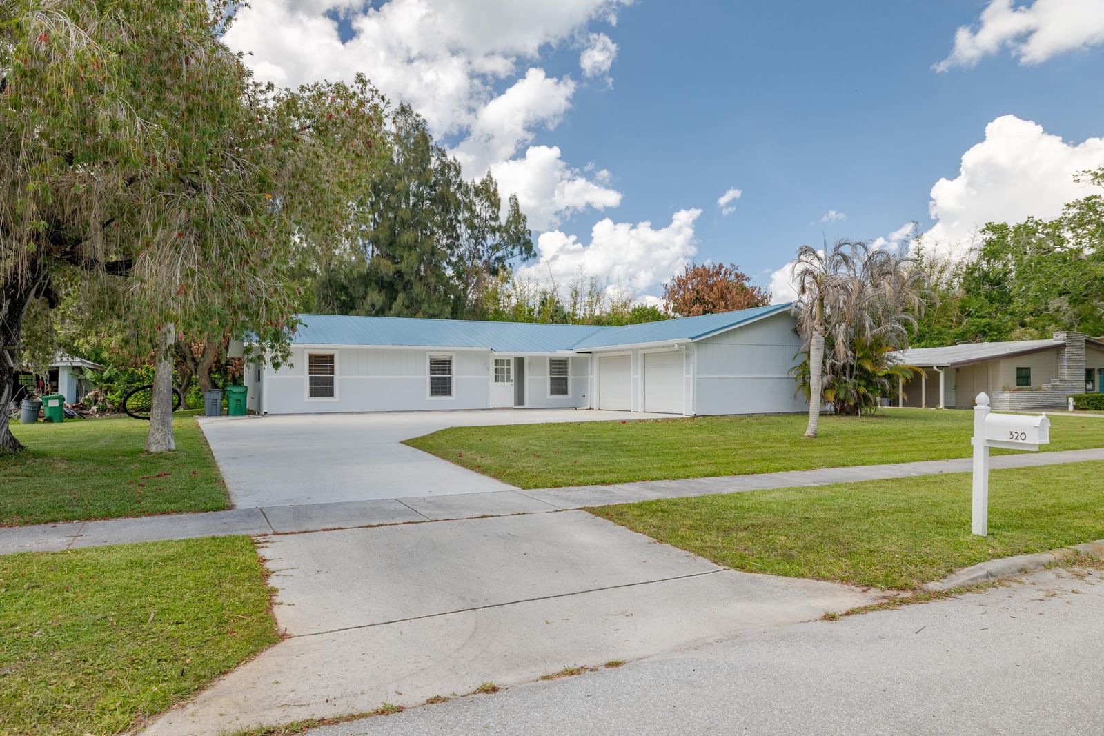 320 Chamberlain Boulevard, Fort Pierce, FL 34946 photo 4